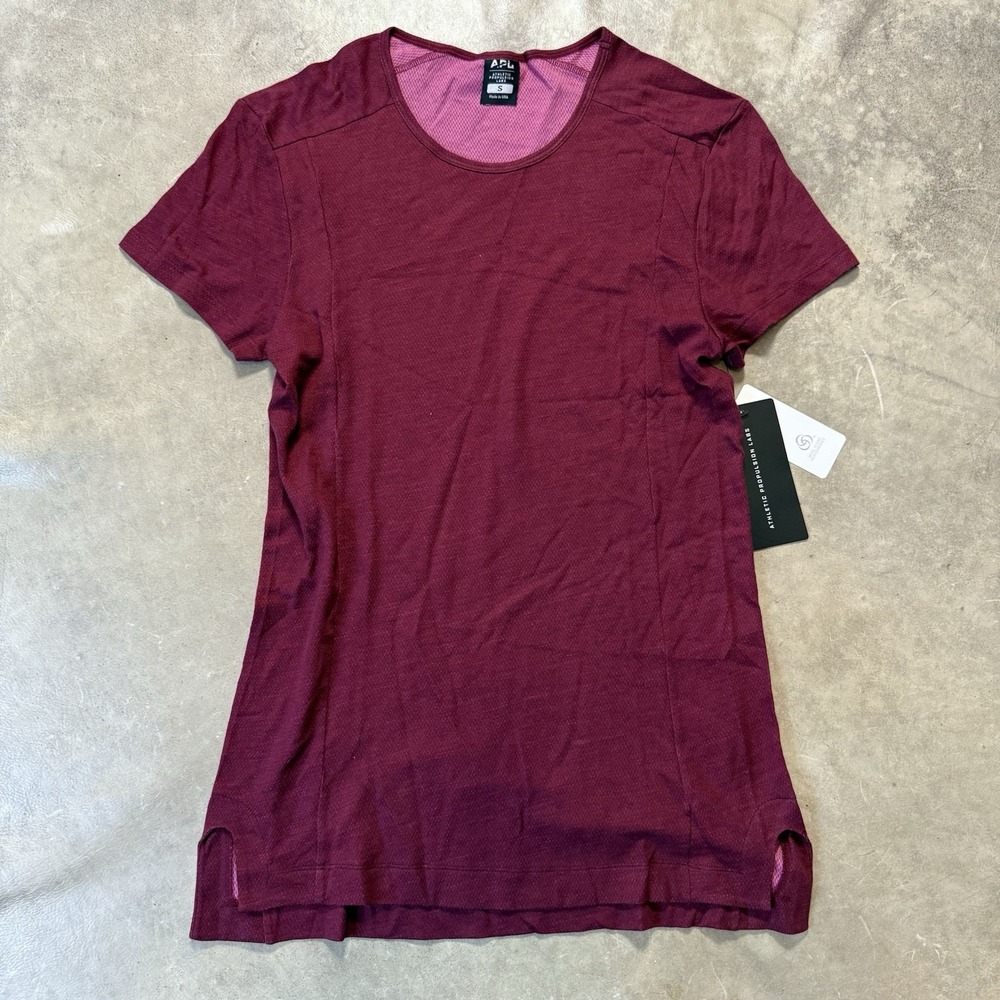 APL Shirt Mens Size Small Burgundy The Perfect Wool‎ Blended Tee Short Sleeve